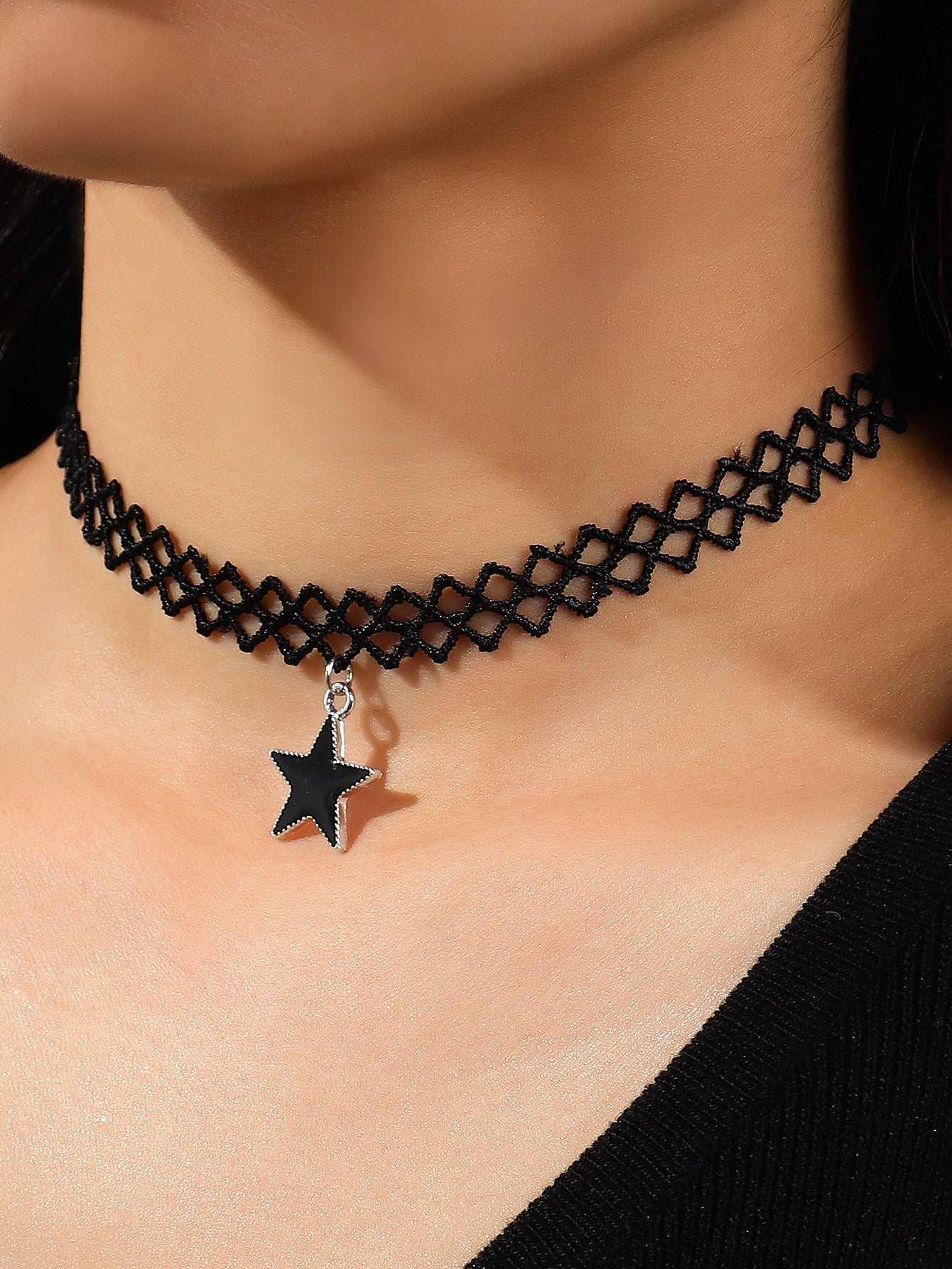 Star Charm Choker